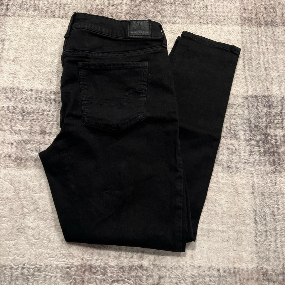 Women’s American Eagle Distressed Black Jegging Jeans Next Level Stretch 16